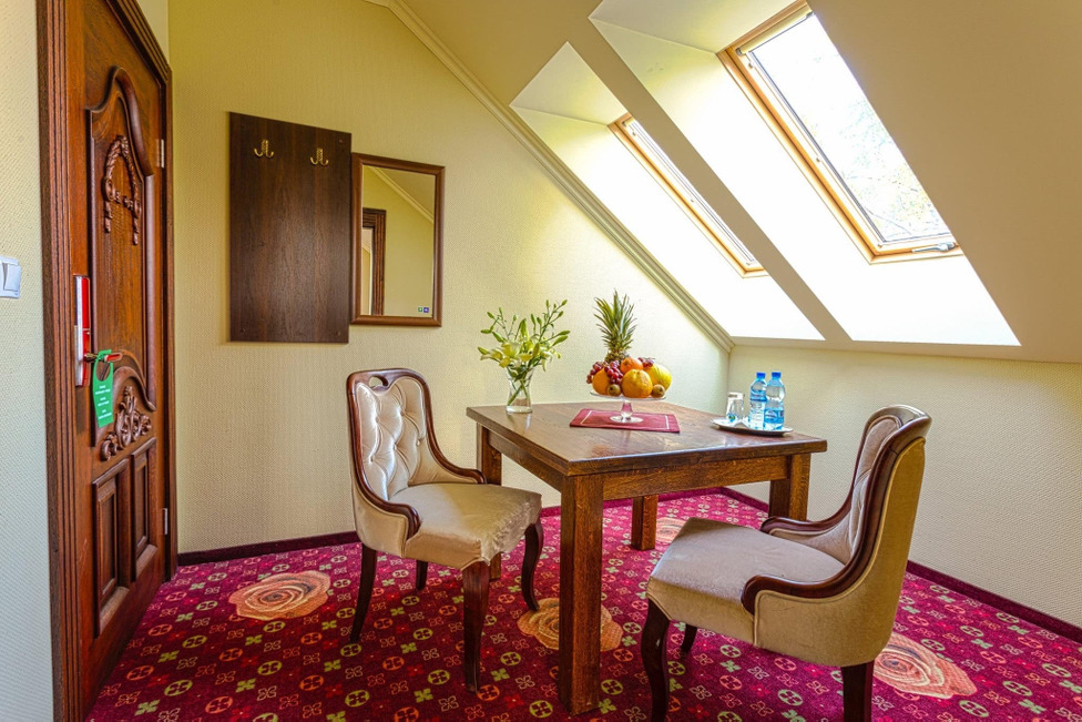 Double room with two single beds